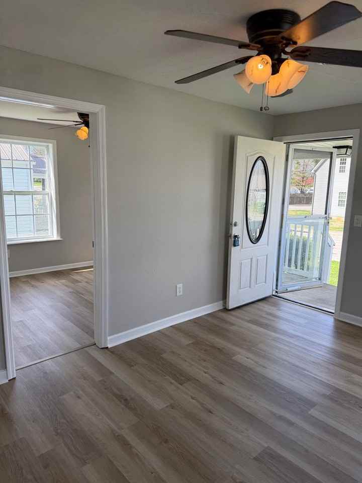 1306 Madison Ave - Photo 2 of 9