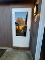 featured image of 912 W Charles St