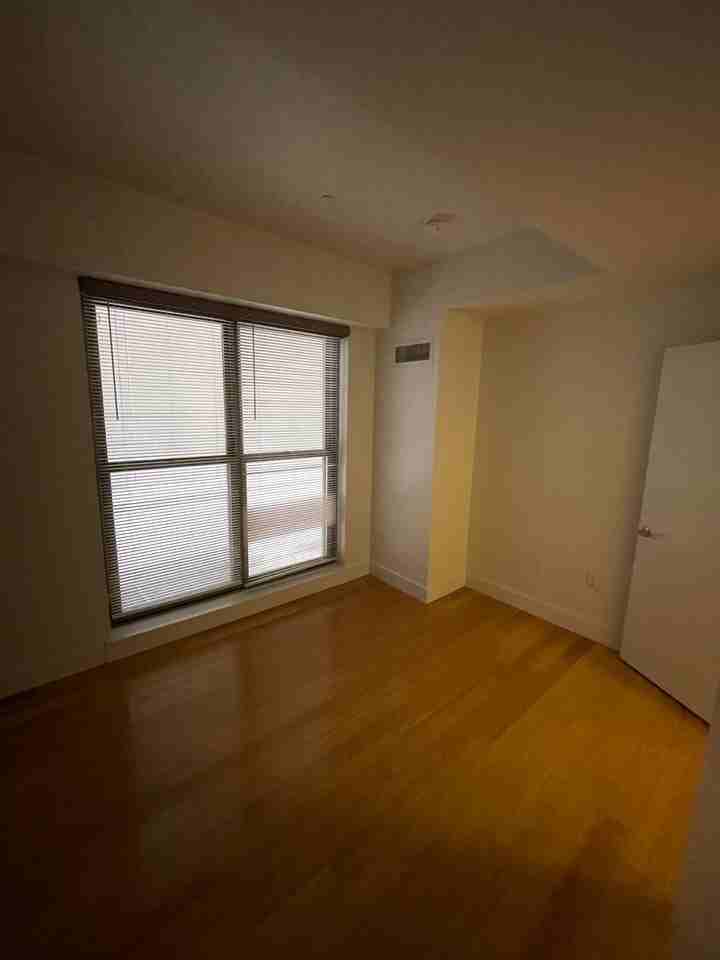 1081 Boylston St - Photo 6 of 15