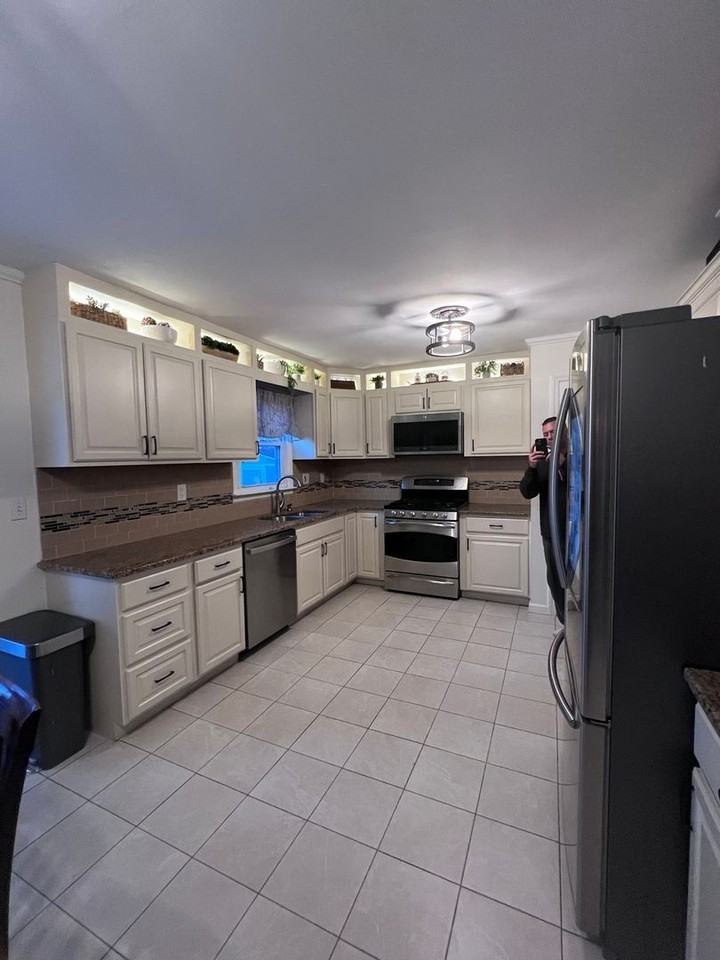 724 Anna Pl - Photo 5 of 37