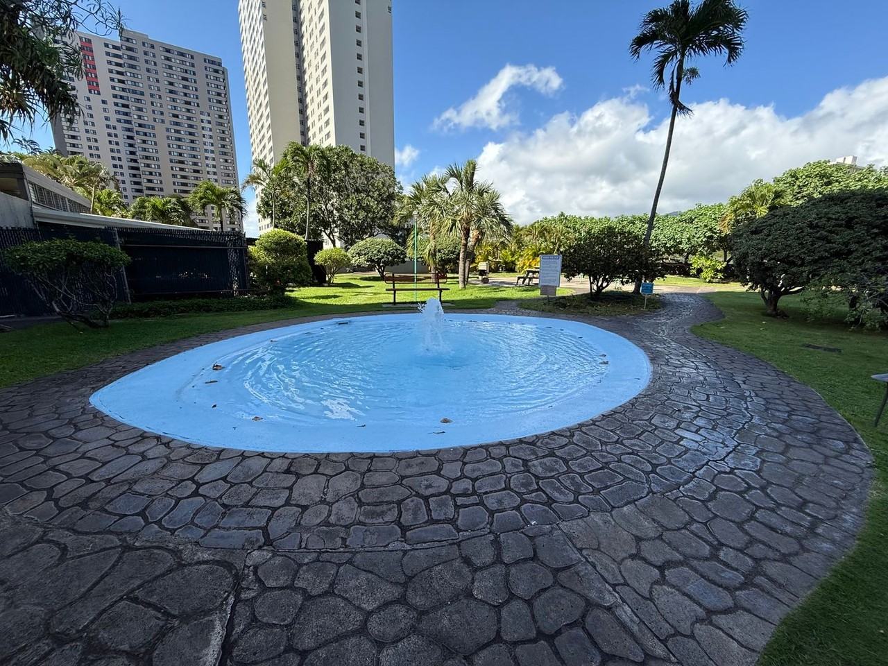 1255 Nuuanu Ave - Photo 7 of 9