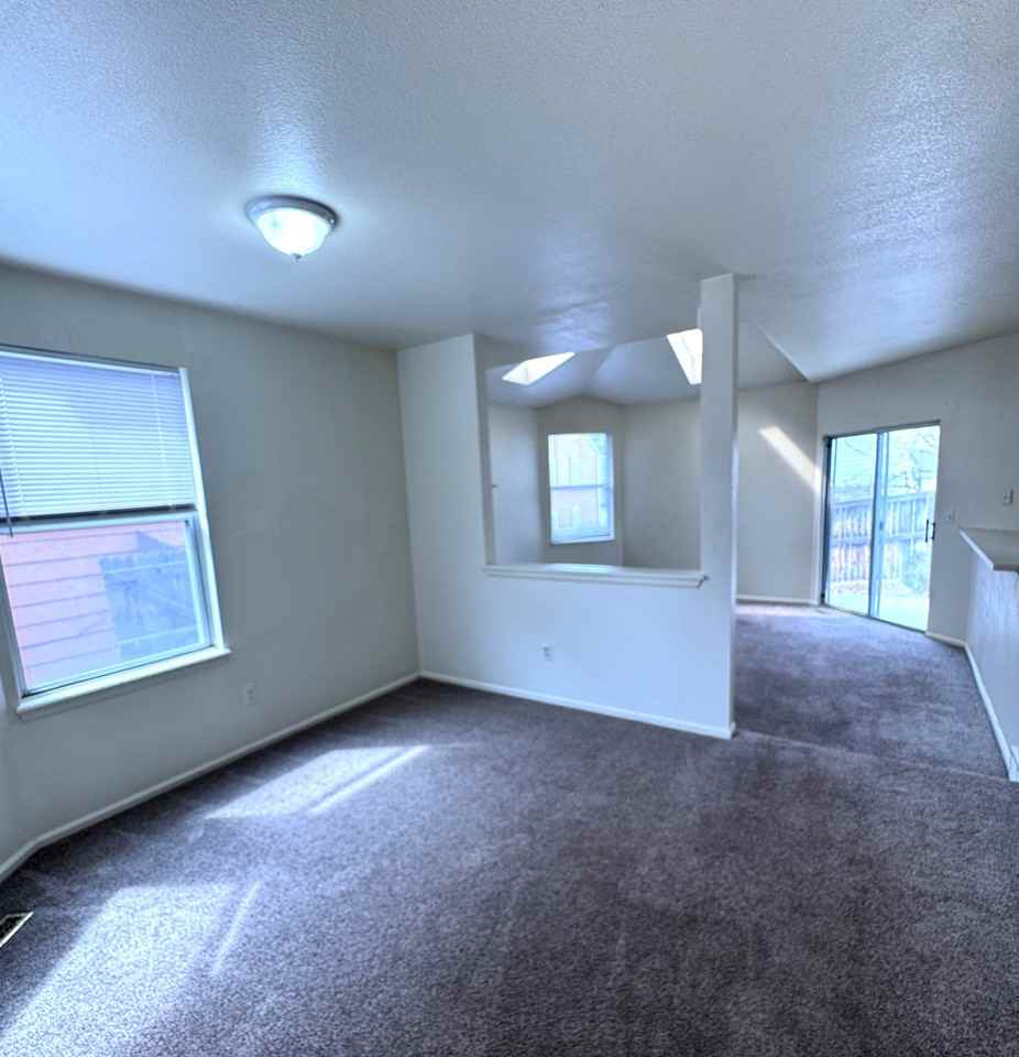 9362 W Coal Mine Ave #1 - Photo 4 of 32