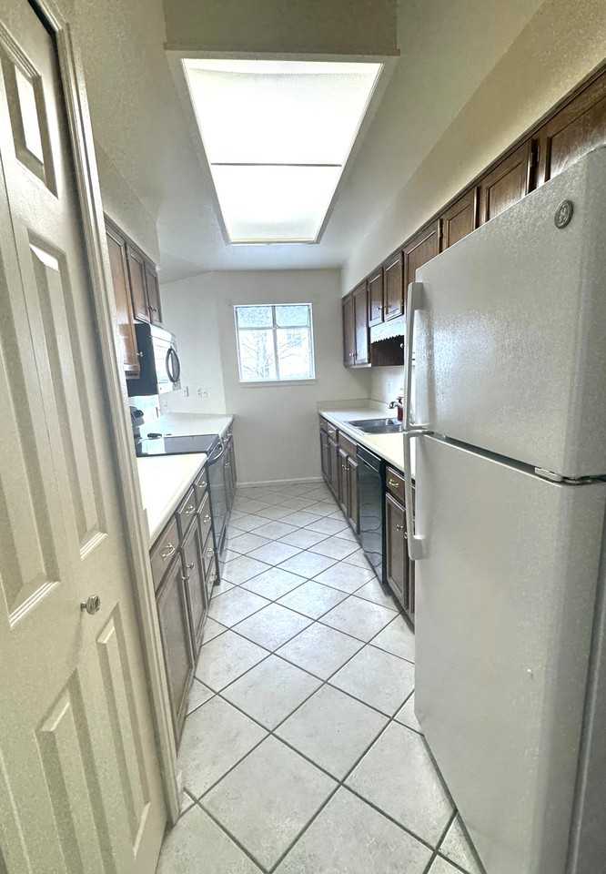 9362 W Coal Mine Ave #1 - Photo 6 of 32