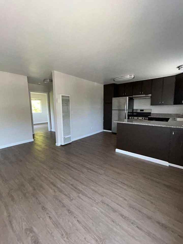 10 and 12 San Pablo Ave - Photo 3 of 28