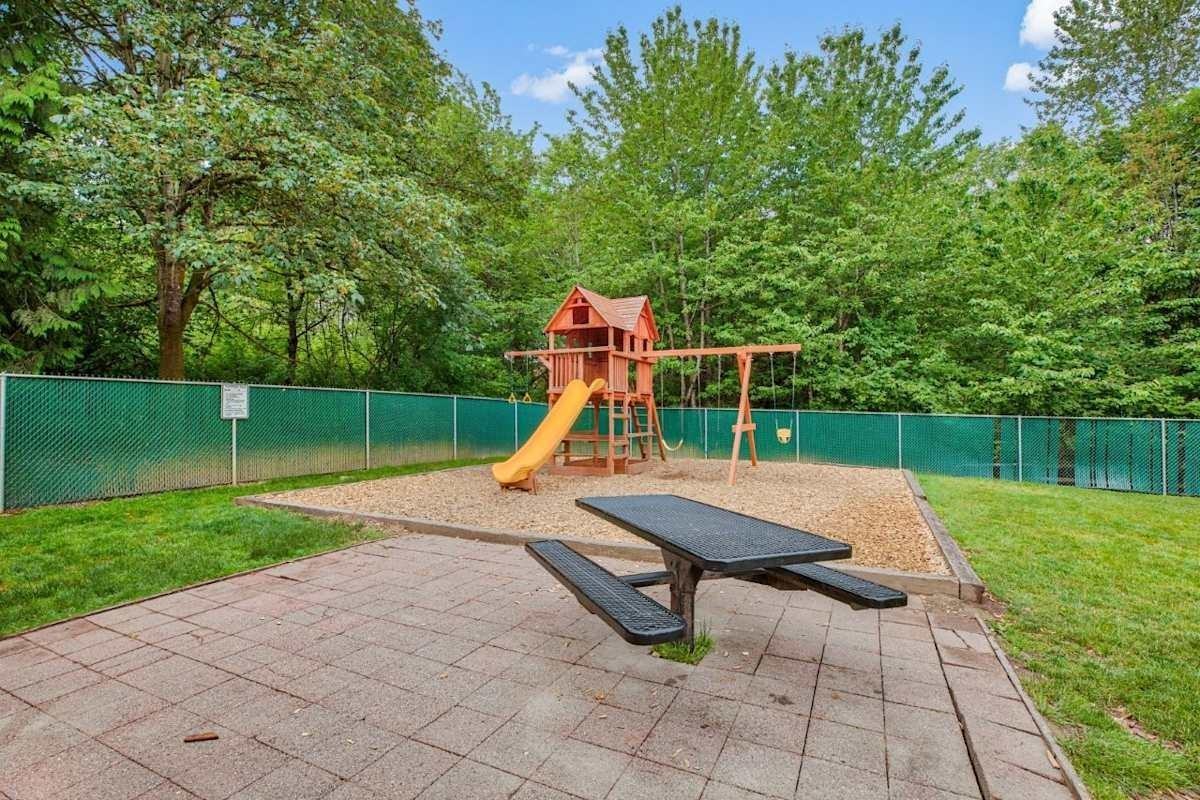 5608 112th St E - Photo 2 of 11