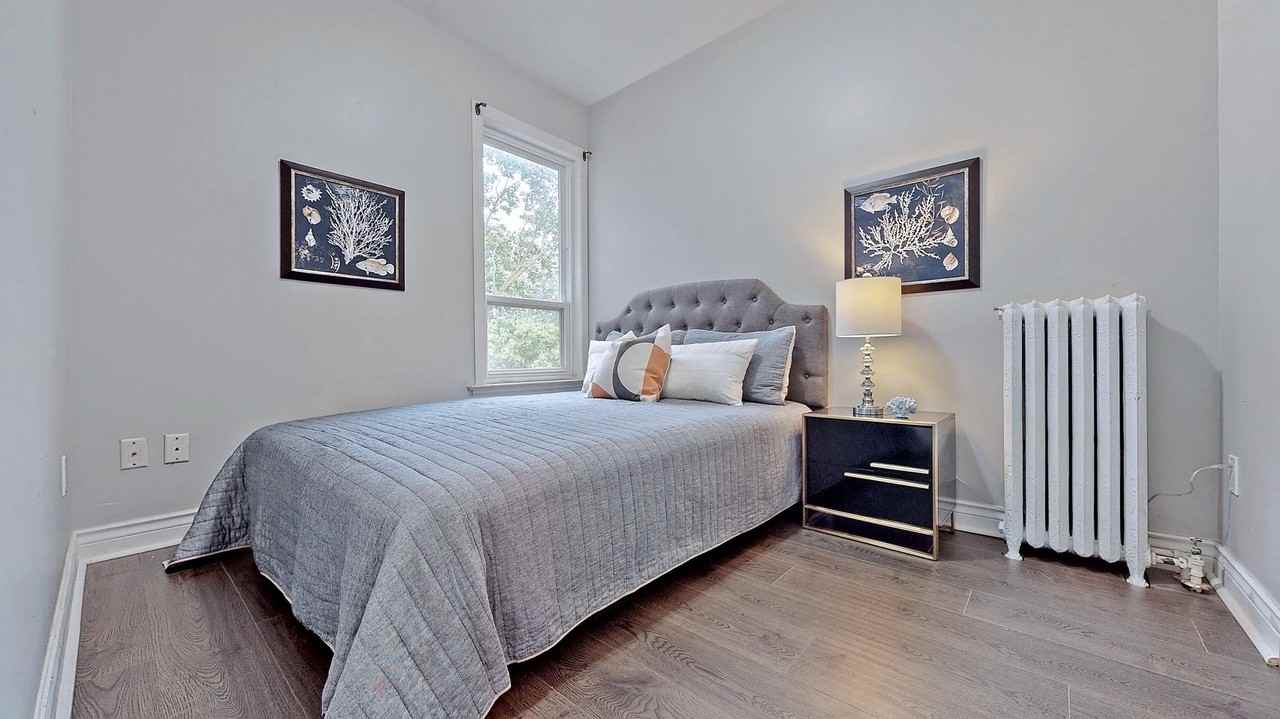 233 Borden St Main - Photo 6 of 14