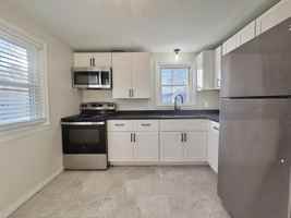 featured image of 8 Tory Ct Apt B #Apt B