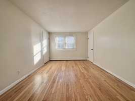 featured image of 8 Tory Ct Apt D #Apt D