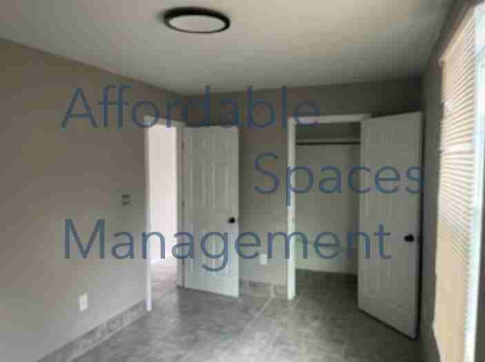 4077 Saint Charles Pl - Photo 3 of 11