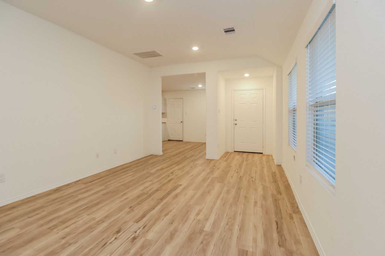 3659 Solanum Dr - Photo 5 of 16