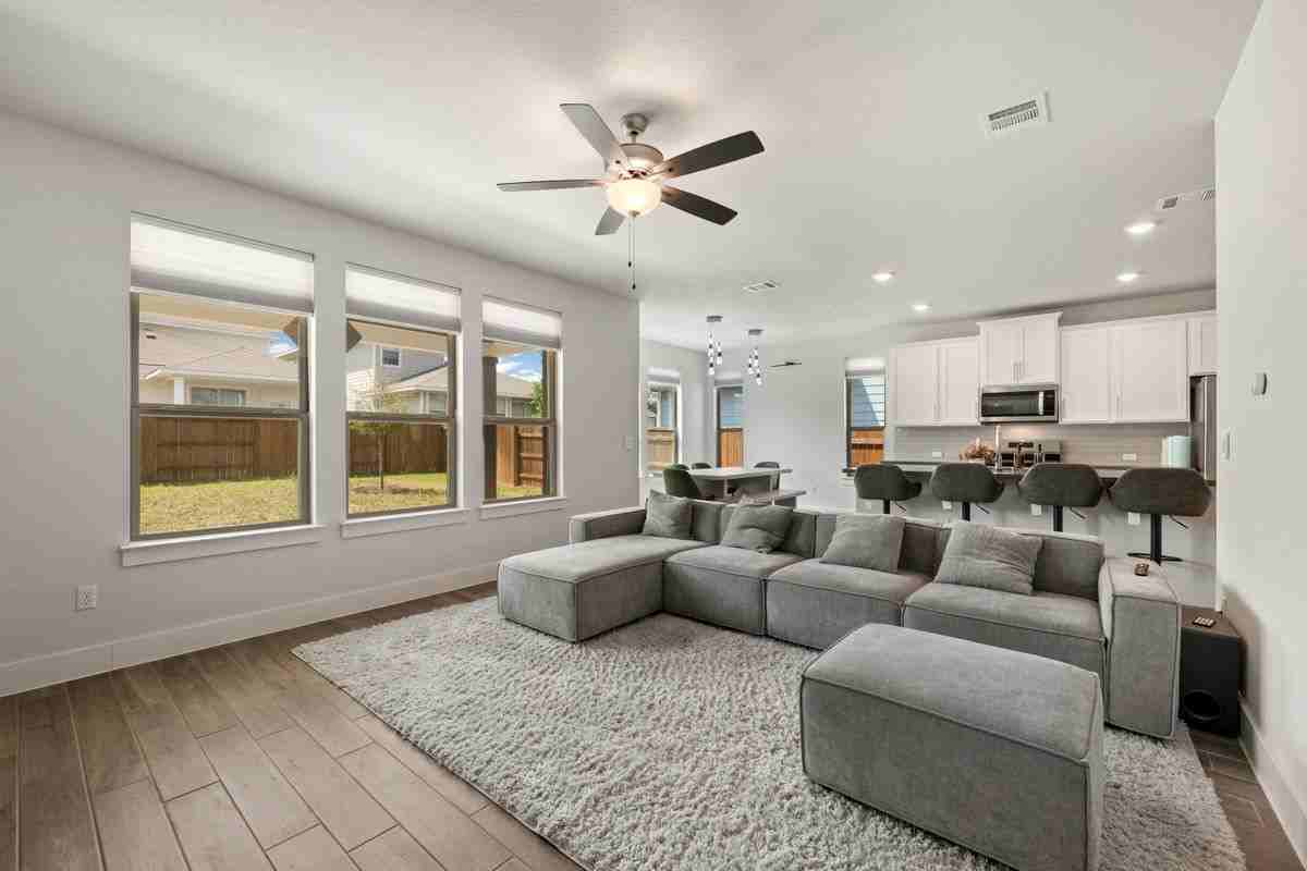 8609 Cottage Rose Dr - Photo 3 of 30