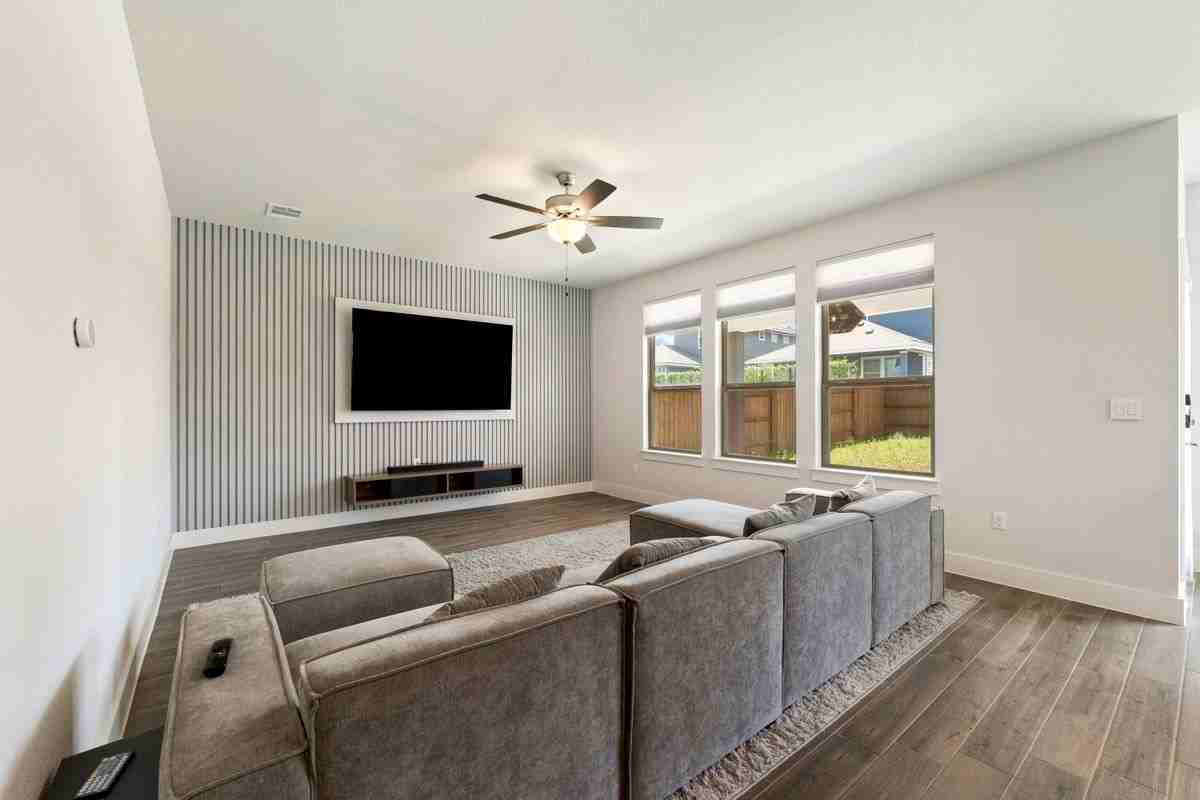 8609 Cottage Rose Dr - Photo 4 of 30