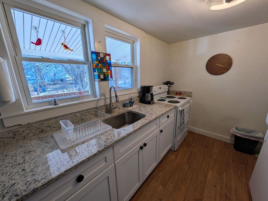 73 Highland St Apt A - Photo 2 of 19