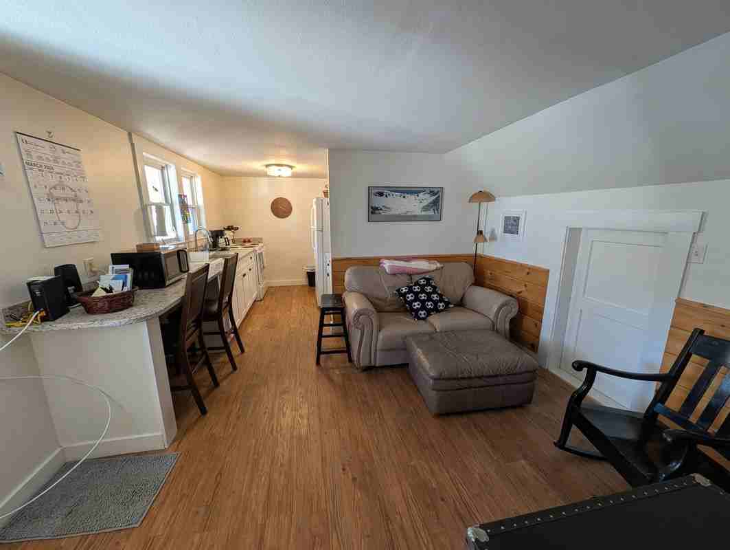 73 Highland St Apt A - Photo 7 of 19