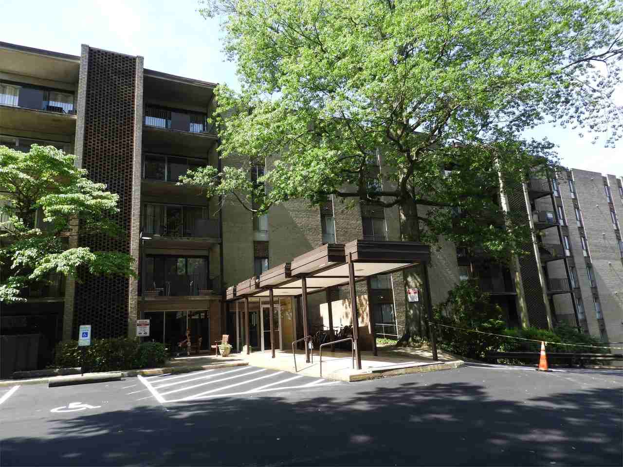 511 1st St N #209 - Photo 7 of 21