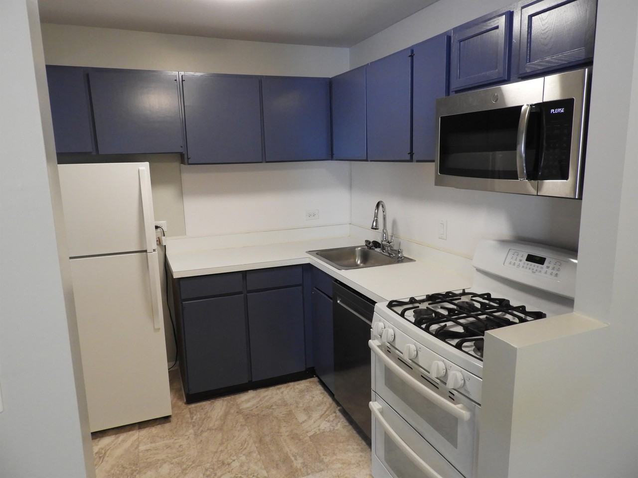 511 1st St N #209 - Photo 3 of 21