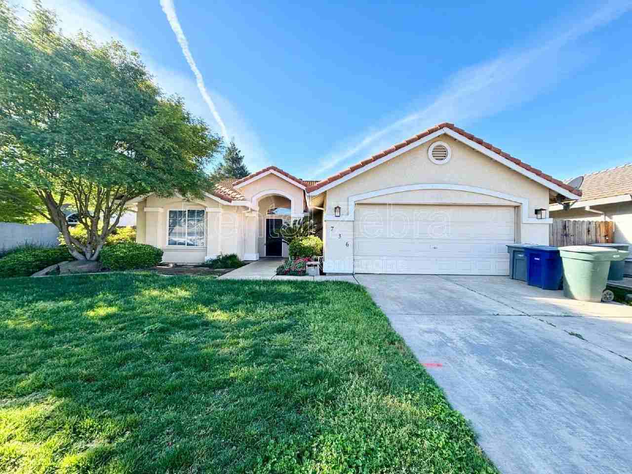 736 Redwing Dr - Photo 2 of 27