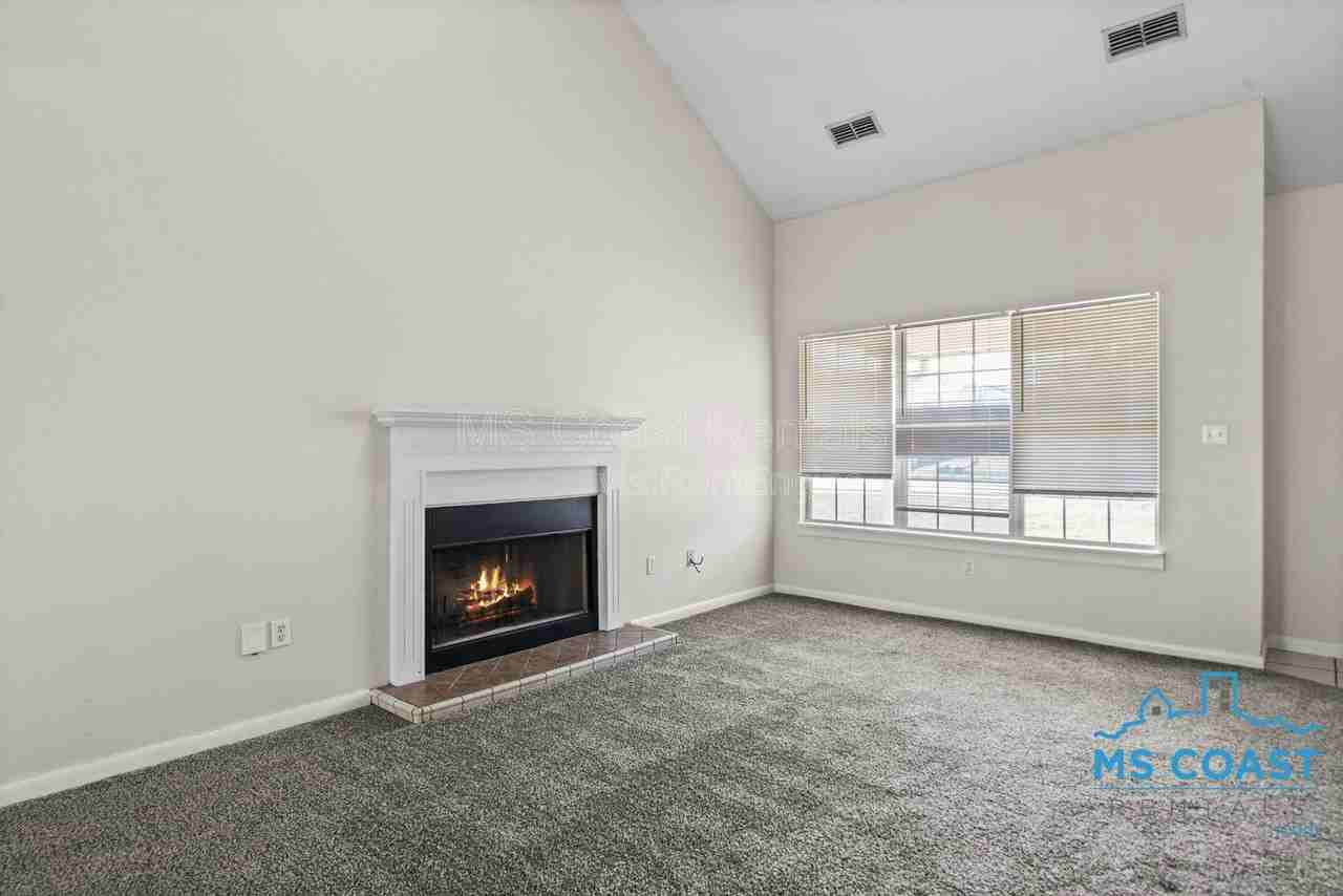5910 Chicopee Trce - Photo 6 of 26