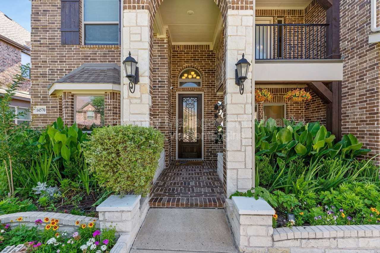 14570 Shady Grove Ln - Photo 5 of 50