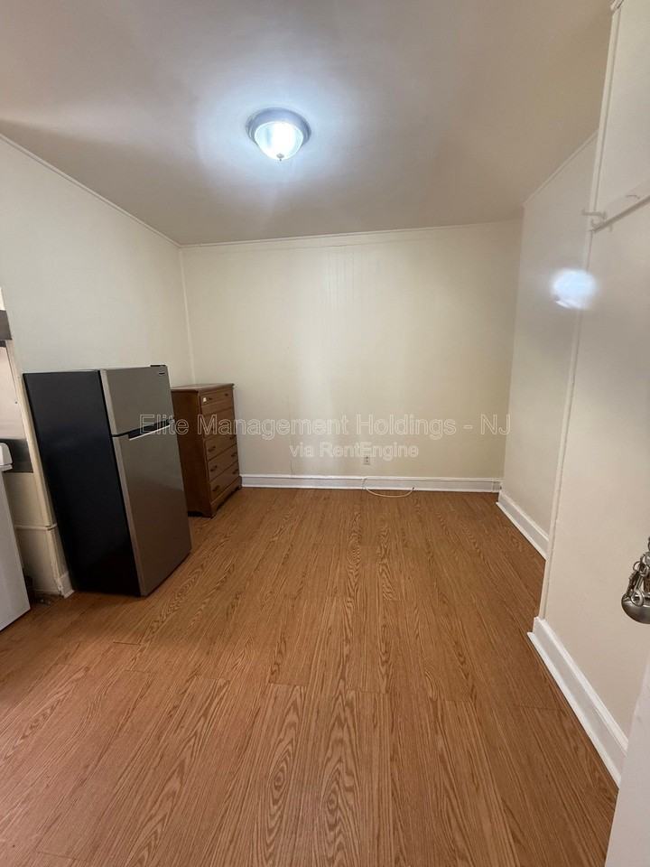 79 Columbia St #10 - Photo 7 of 39