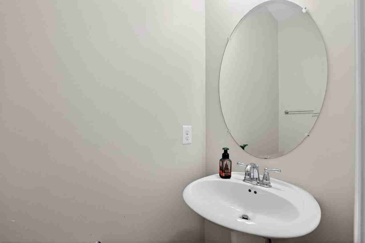 9822 Ushers Pl - Photo 5 of 15