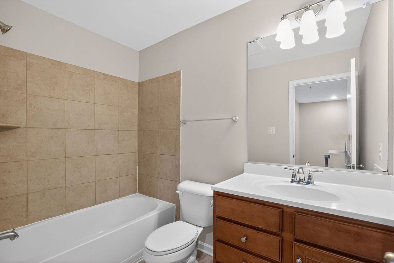 9822 Ushers Pl - Photo 7 of 15