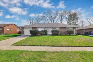 featured image of 1386 Rosehill Rd #1