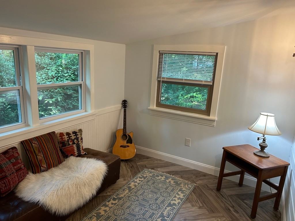 126 Barclay Rd - Photo 6 of 9