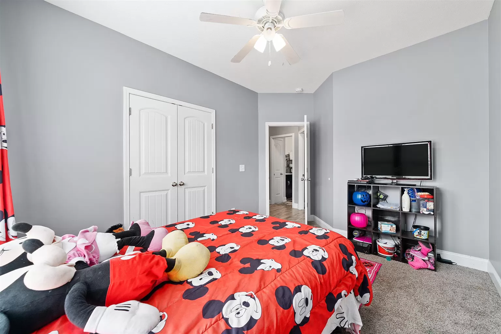 1182 Belvoir Ln - Photo 7 of 10