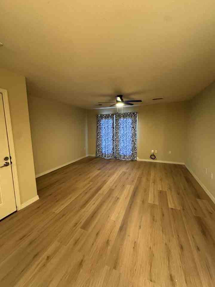 241 Toni Ln Apt B - Photo 6 of 15