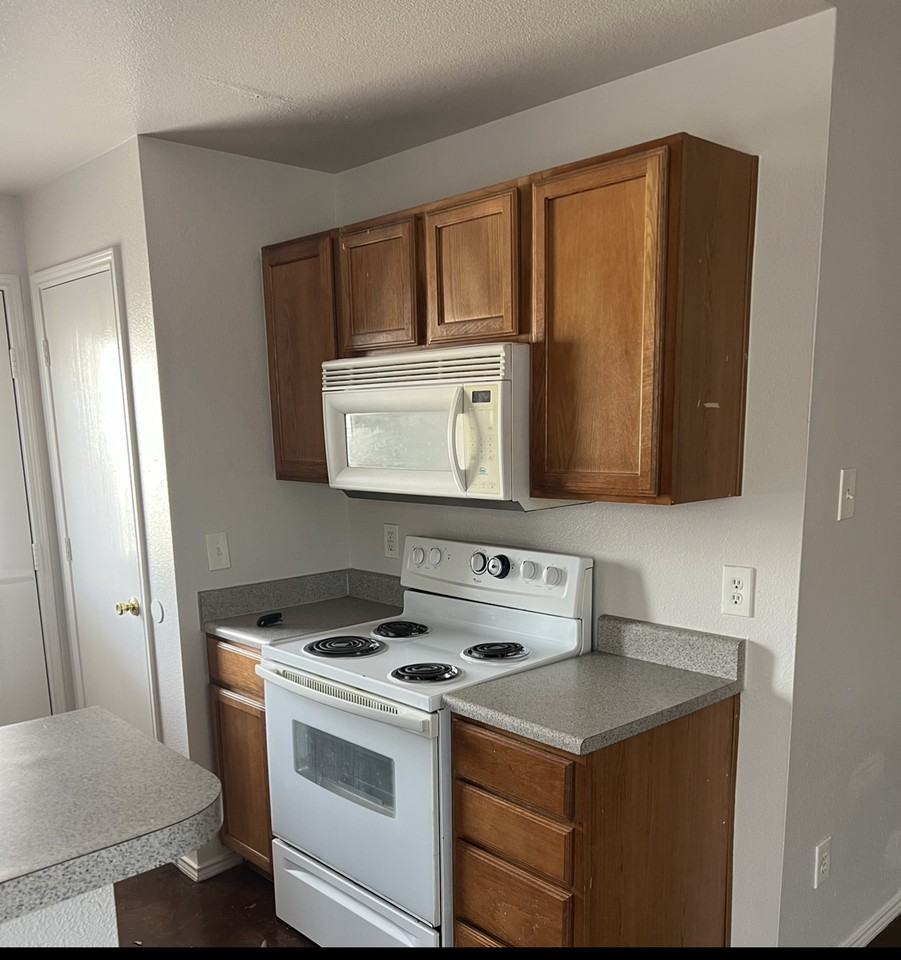 7814 Downe Dr #7814DOWNE - Photo 3 of 3