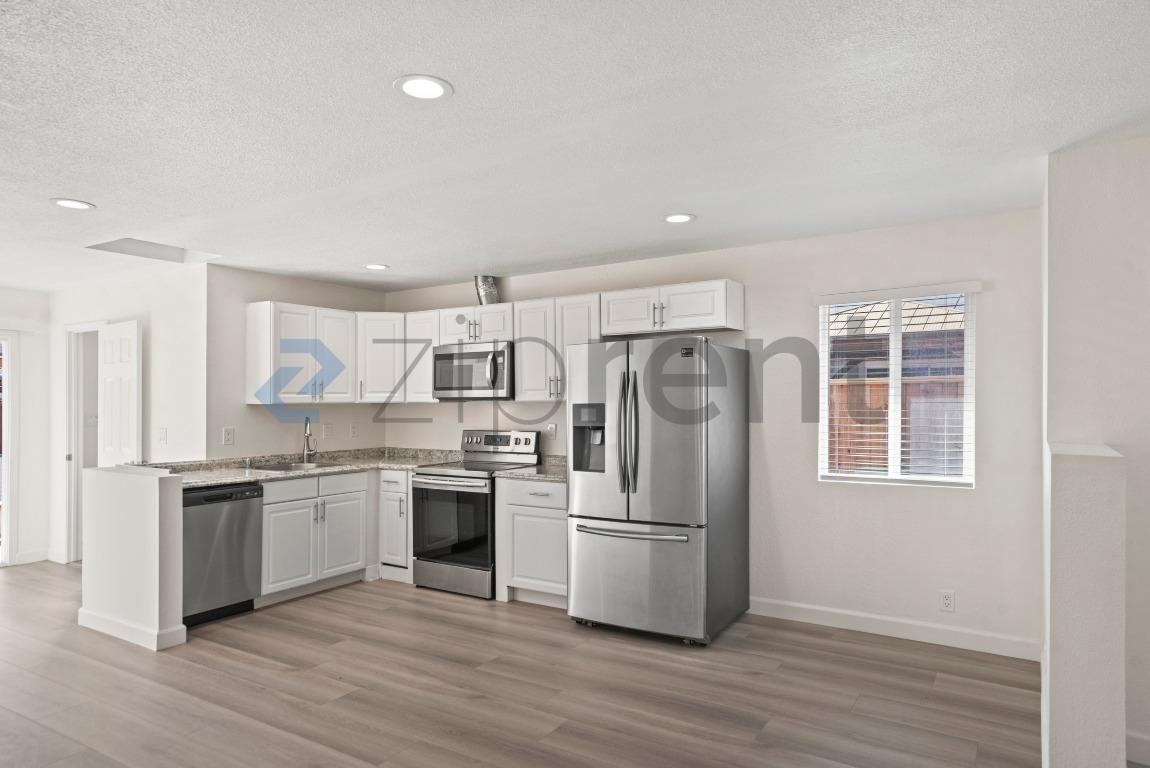 3066 Nightingale Pl - Photo 2 of 21