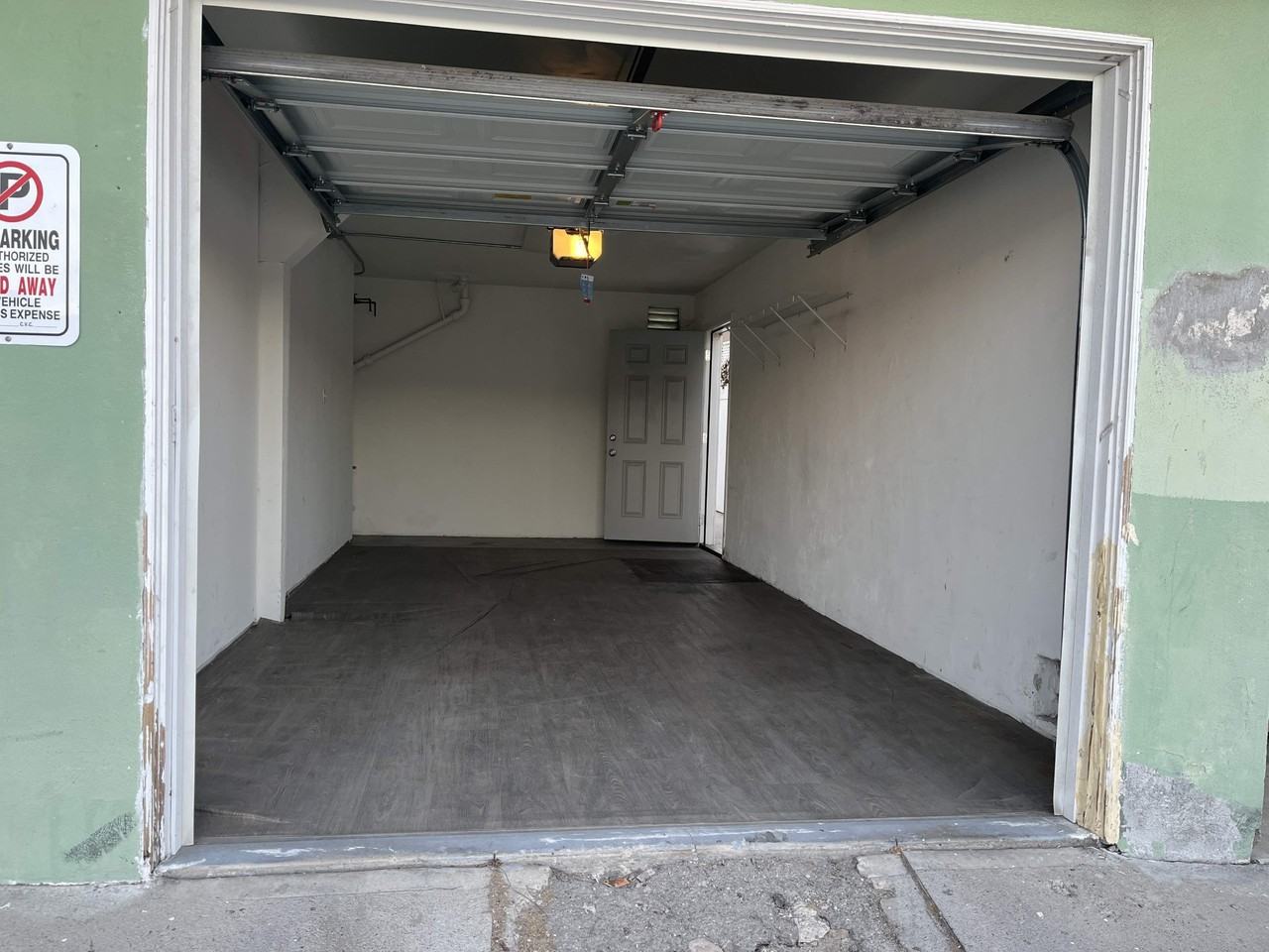 4167 Kansas St - Photo 4 of 9