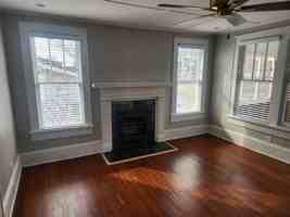 featured image of 411 Magazine St #4