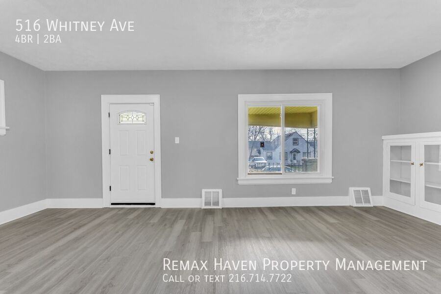 516 Whitney Ave - Photo 4 of 33