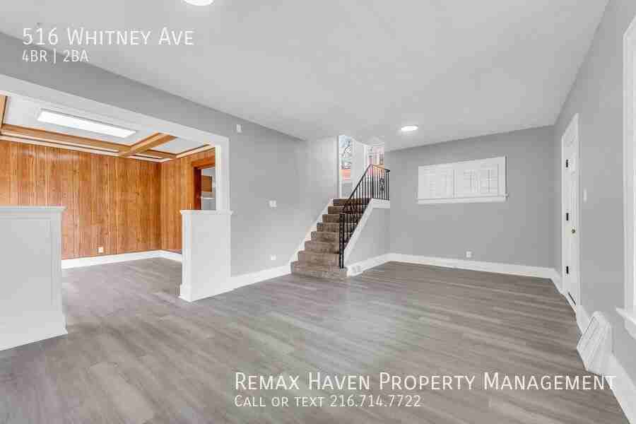 516 Whitney Ave - Photo 7 of 33
