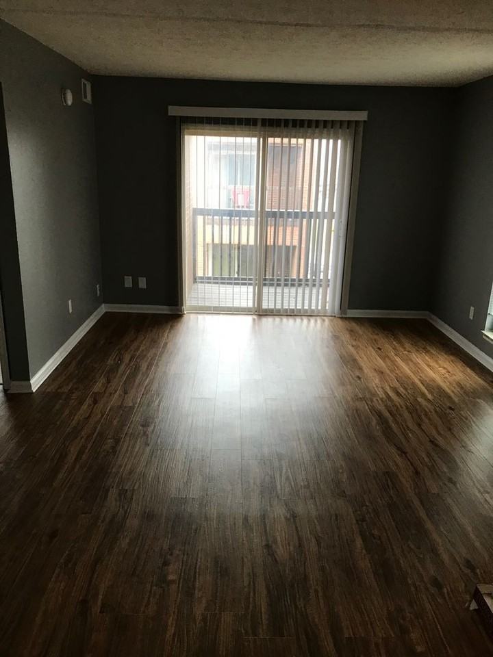 2077 Fontaine - Photo 3 of 5