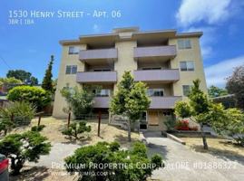 featured image of 1530 Henry St #06