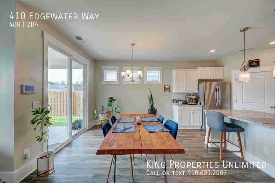 410 Edgewater Way - Photo 5 of 45