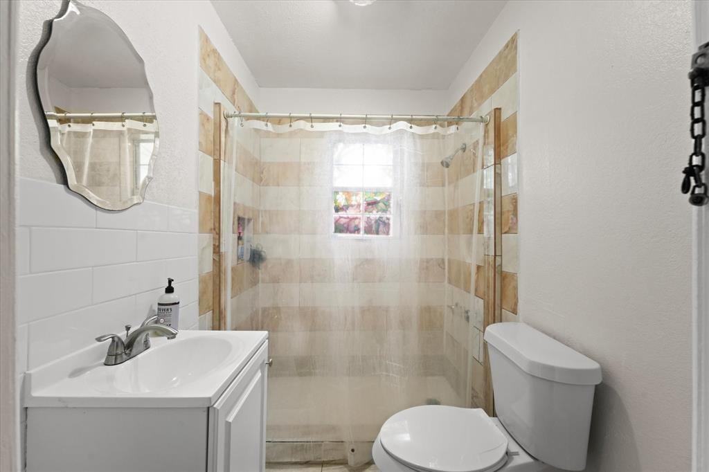 709 S Munger Blvd - Photo 6 of 16