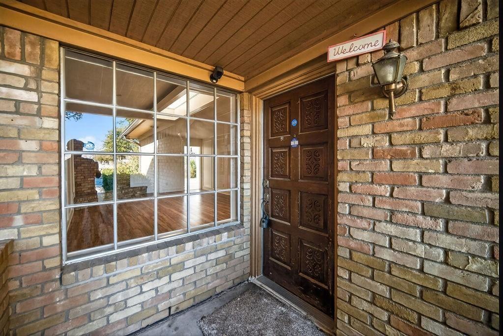12631 Hornbeam Dr - Photo 2 of 25