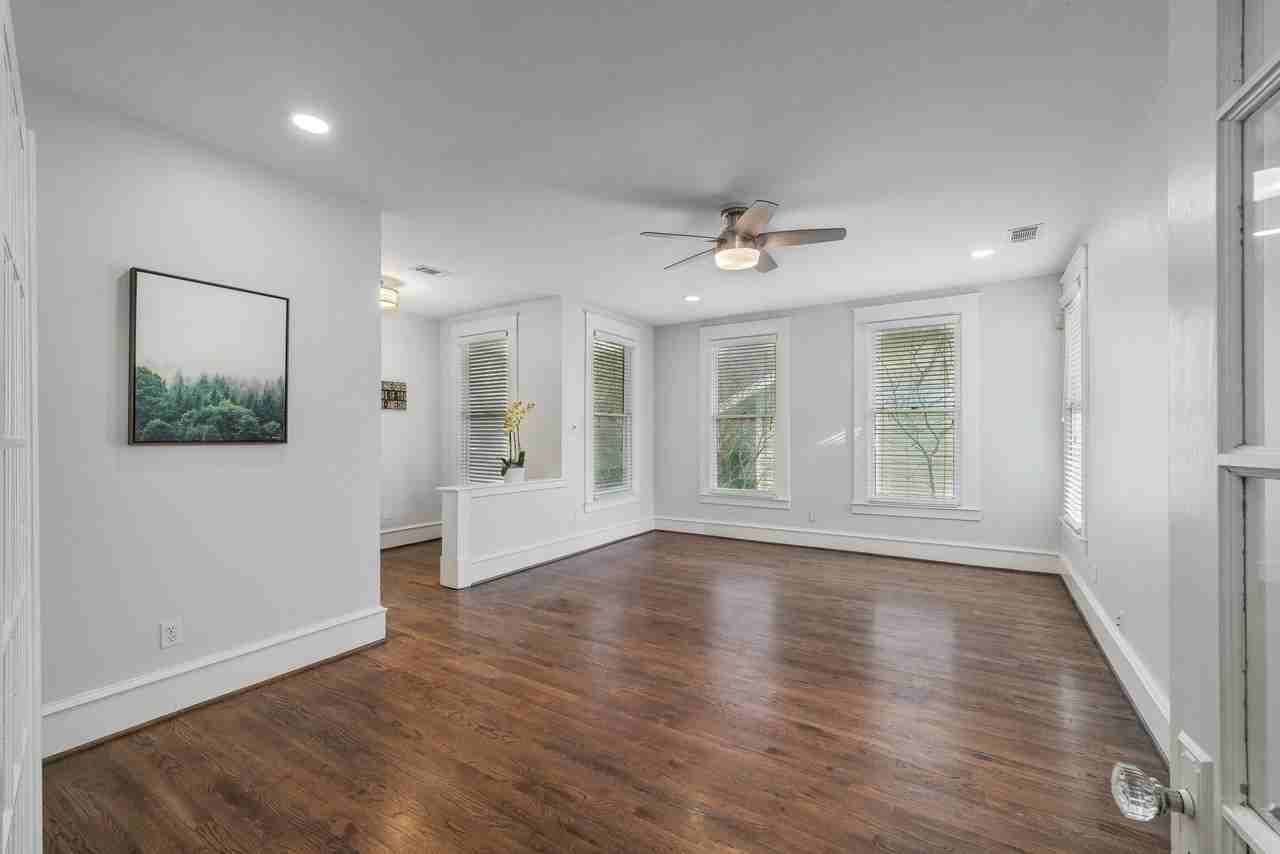 2605 Hibernia St - Photo 5 of 7