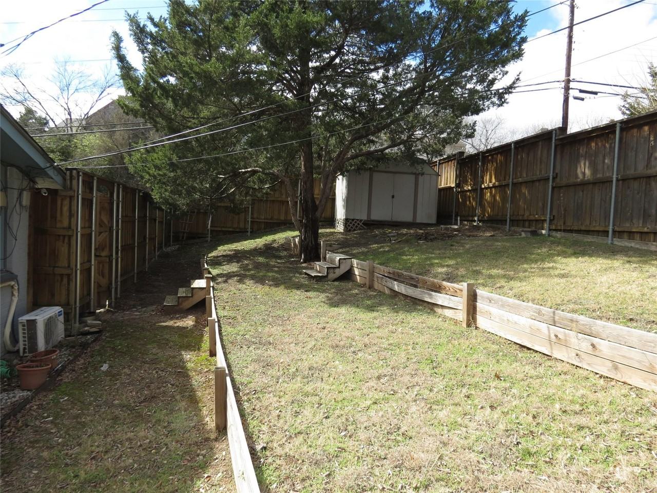 10505 Swallow Ln - Photo 2 of 23