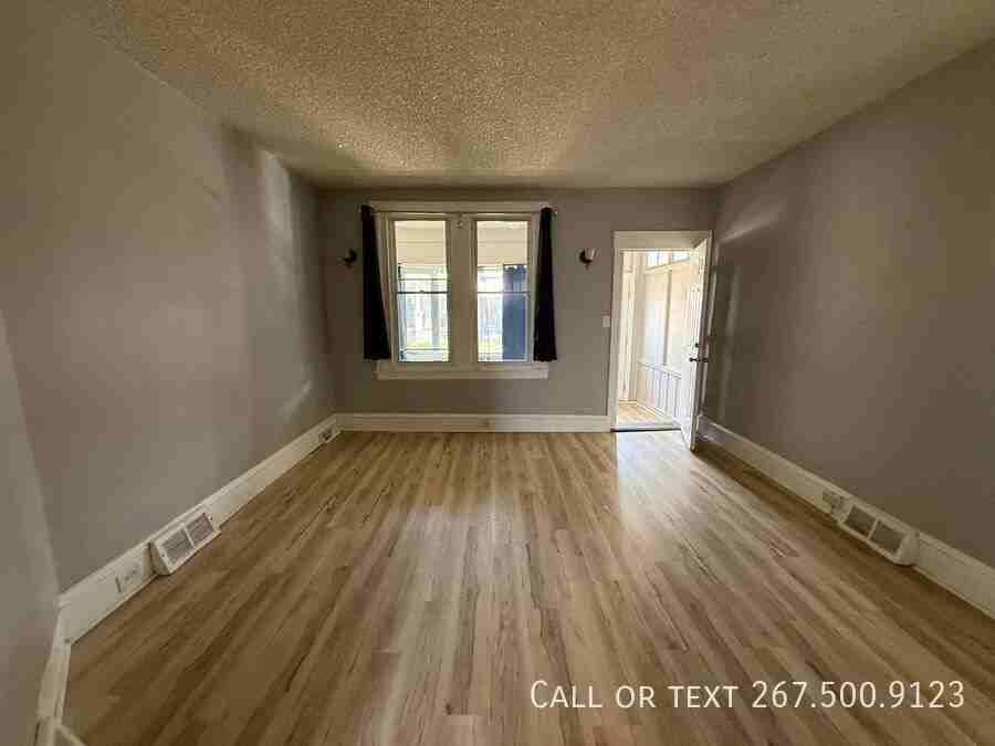 1928 Haworth St - Photo 4 of 16