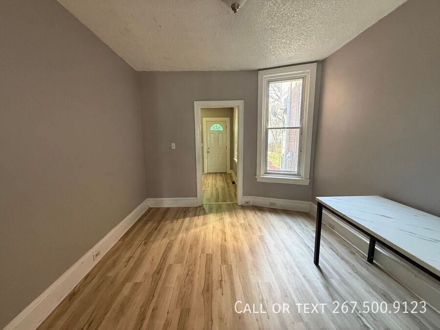 1928 Haworth St - Photo 5 of 16