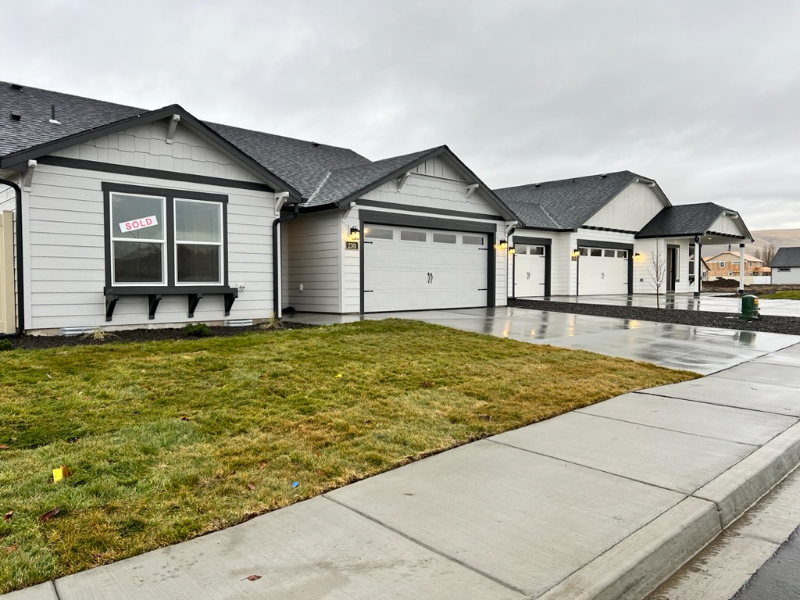 2301 S 58th Ave - Photo 2 of 26