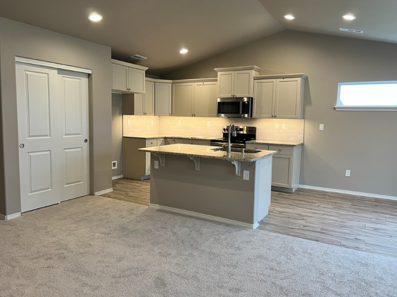 2301 S 58th Ave - Photo 6 of 26