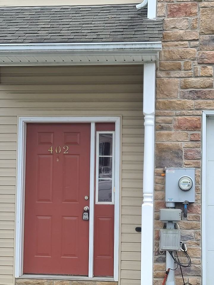 402 Viewpoint Way - Photo 4 of 50