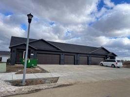 featured image of 2506 Landmark Dr