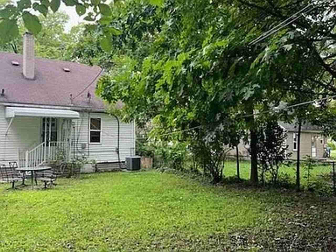 4565 Fleming St - Photo 7 of 29